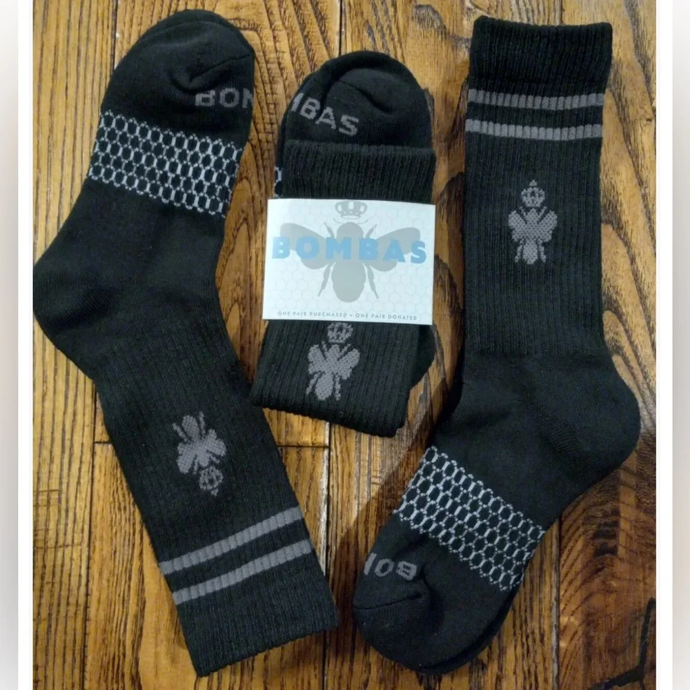 4 Bombas Black Calf Socks Small Youth 9-4 Women’s 4-7.5